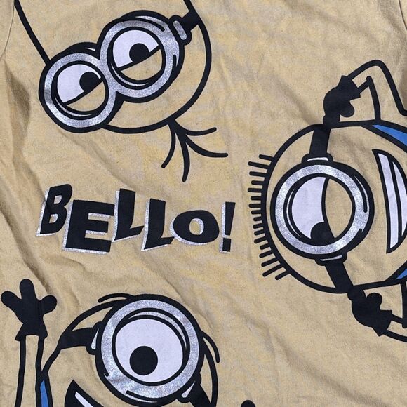 Despicable Me Minions T-shirt / LR Scoop Shorts (Boy’s 4) Graphic Tee Outfit Set - Picture 3 of 8